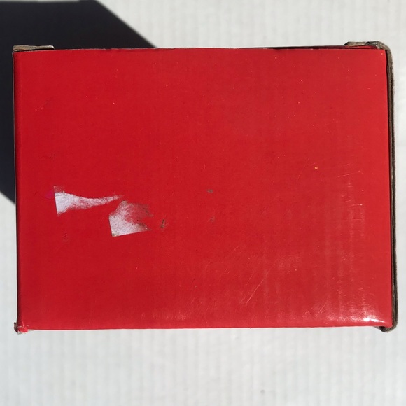 Betty Boop Stacking Mug Set- 2 Mugs Included Comes In Original Box - Picture 6 of 8